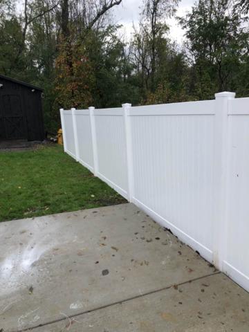 6' White Vinyl Acadia Privacy (1) 4' gate