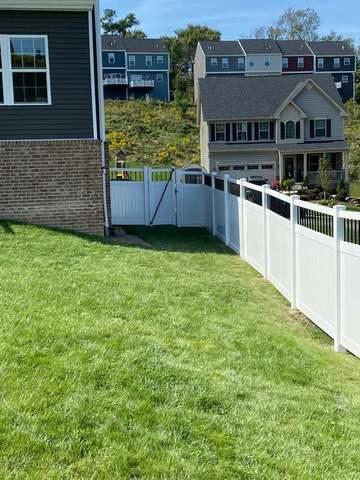 6' White Vinyl Acadia Privacy Fence Spindle Top, with Black Aluminum Spindles (1) 8' Double gate / (2) 3' gates
