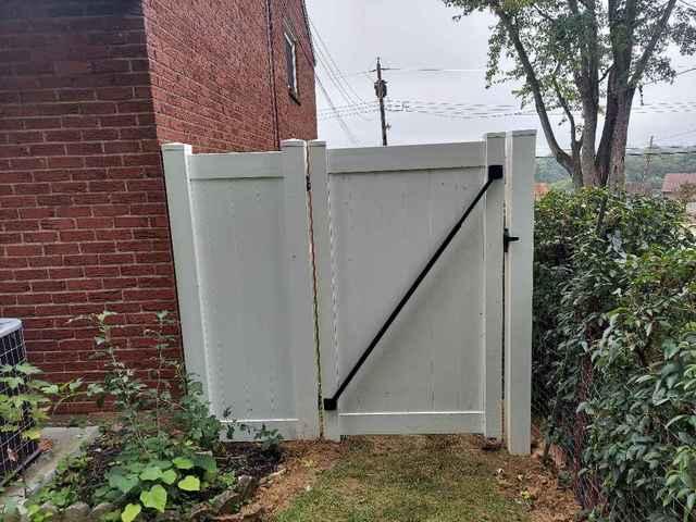 6' White  Acadia Privacy Vinyl Fence  (2) 3' gates Installation