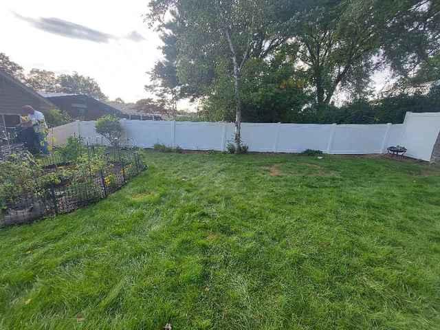 6' and 4' White Vinyl Acadia Privacy (2) 4' gates