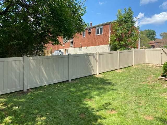 5' Khaki Vinyl Acadia Privacy Fence (2) 4' gates Installation