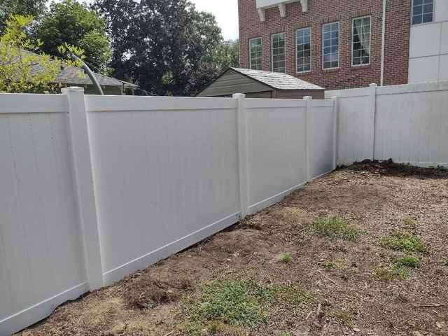 6' White Vinyl Acadia Privacy Fence (1) 3' gate