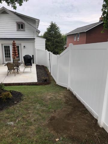 6' White Vinyl  Acadia Privacy (1) 3' gate Backyard