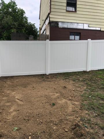 6' White Vinyl Acadia Privacy (1) 3' gate Backyard