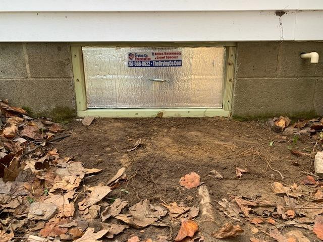 This is our custom-made Friction Fit Crawl Space Door. It uses a 1.5-inch Foamax foamboard attached with a handle and is fitted into the inside of the crawl space entrance. This Friction Fit door is custom-sized and will help to mitigate any outside air and moisture from getting into the crawl space.