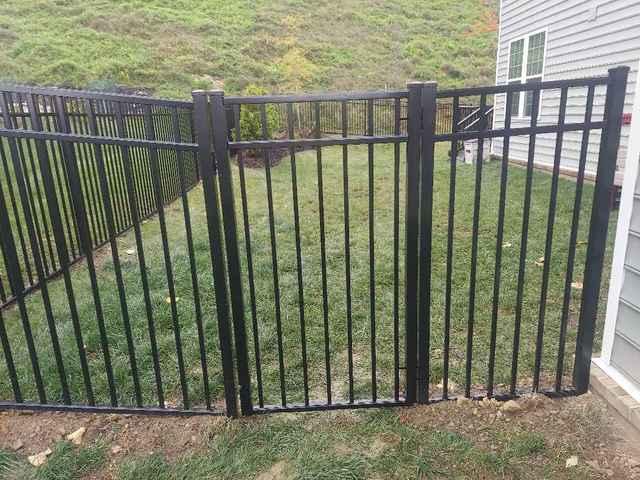 5' Black Commercial Aluminum Fence 3 Rail, Flush Bottom (1) 3' gate straight Installation