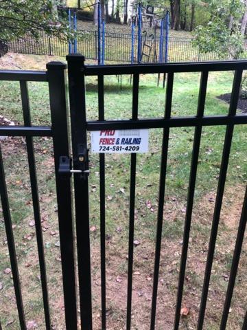 Black Commercial Classic Aluminum Fence Flush Bottom Backyard 3 Rail (2) 4' gates Installation