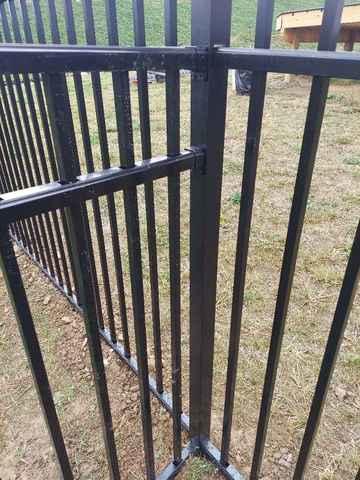 4' Black Classic Aluminum Fence Commercial Grade, Flush Bottom (1) 4' gate