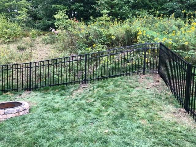4' Black Classic Aluminum Fence Commercial Grade, 3 Rail, Picket Through Bottom Rail (2) 4' gates backside