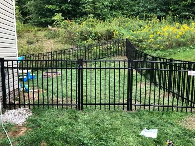 4' Black Classic Aluminum Fence Commercial Grade, 3 Rail, Picket Through Bottom Rail (2) 4' gates backside