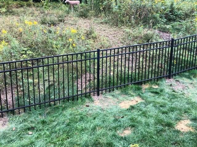 4' Black Classic Aluminum Fence Commercial Grade, 3 Rail, Picket Through Bottom Rail (2) 4' gates backside