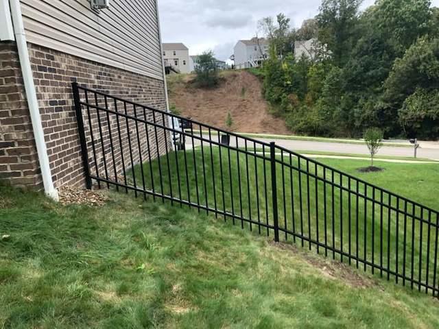 4' Black Classic Aluminum Fence Commercial Grade, 3 Rail, Picket Through Bottom Rail (2) 4' gates backside