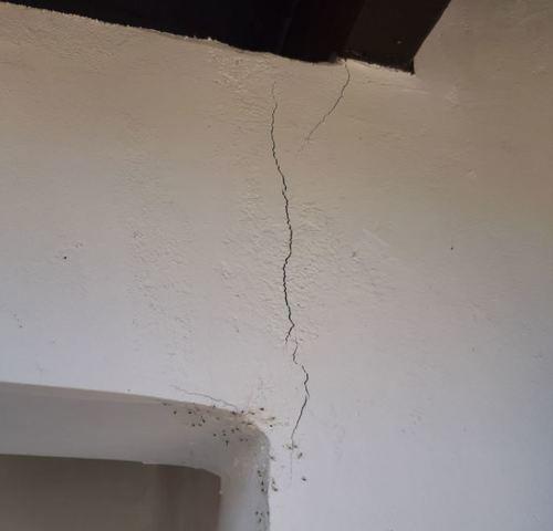 Interior Wall Cracks