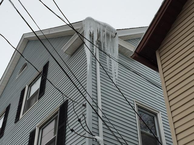 Roof Architecture Can Contribute to Ice Dams