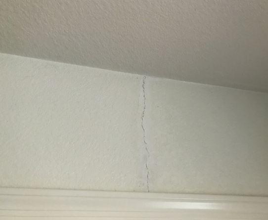 Vertical Wall Cracks