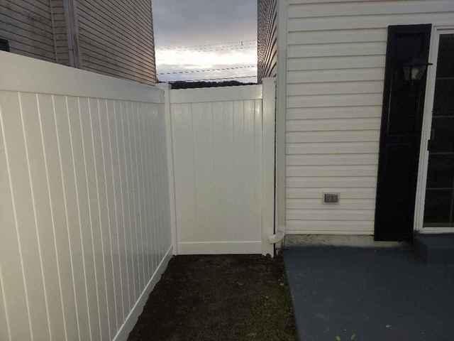 6' White Acadia Privacy Vinyl Fence Installation