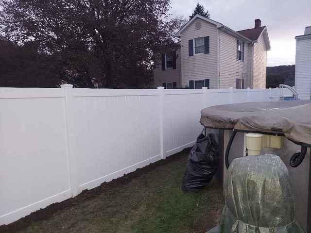 6' White Acadia Privacy Vinyl Fence Installation