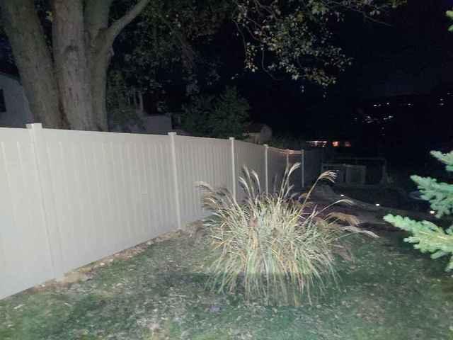 6' Khaki Acadia Privacy Vinyl Backyard Installation