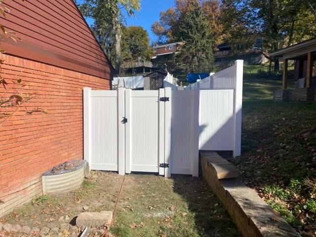 6' White Vinyl Acadia Privacy Fence (1) 3' gate / (1) 4' gate backyard Installation