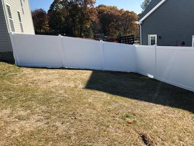 6' White Vinyl Acadia Privacy Backyard (2) 4' gates Installation