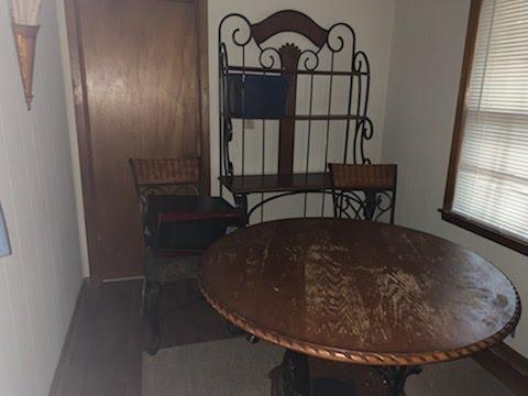 <p>The Junkluggers of Atlanta Metro East helping a customer in Tucker, GA to remove furniture from their home. </p>