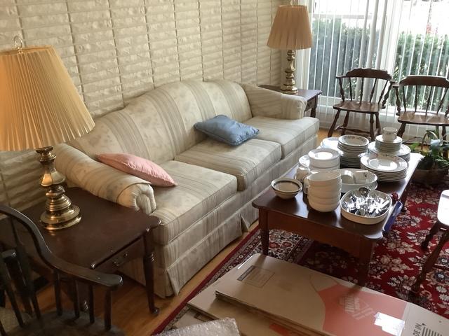Relieving stress of clearing an estate, one item at a time.