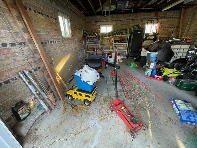 Helping customers empty their space before a big move