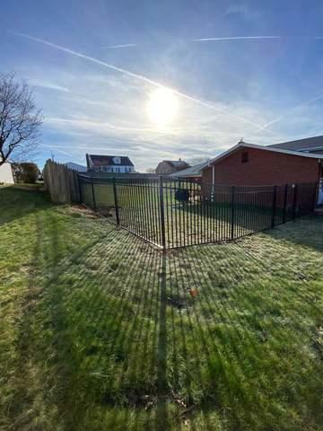 5' Black Classic, 3 Rail, Commercial Grade, Flush Bottom Aluminum Fence