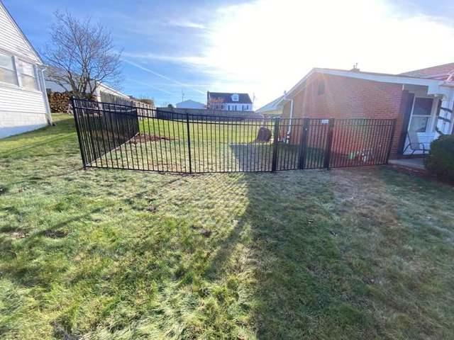 5' Black Classic, 3 Rail, Commercial Grade, Flush Bottom Black Aluminum Fence