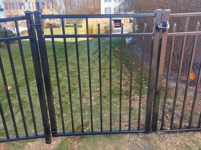 Black 54" Wilmington 3-Rail Flush Bottom - Commercial Grade Fence