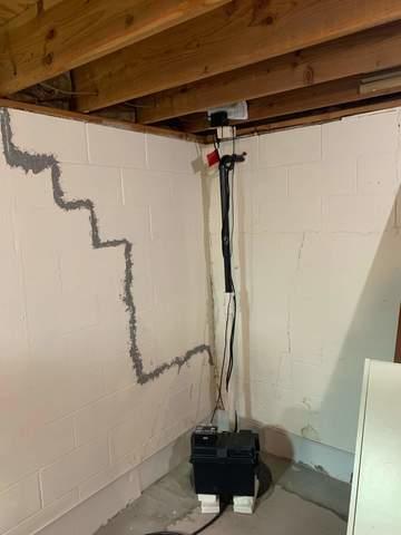 Wall cracks repaired