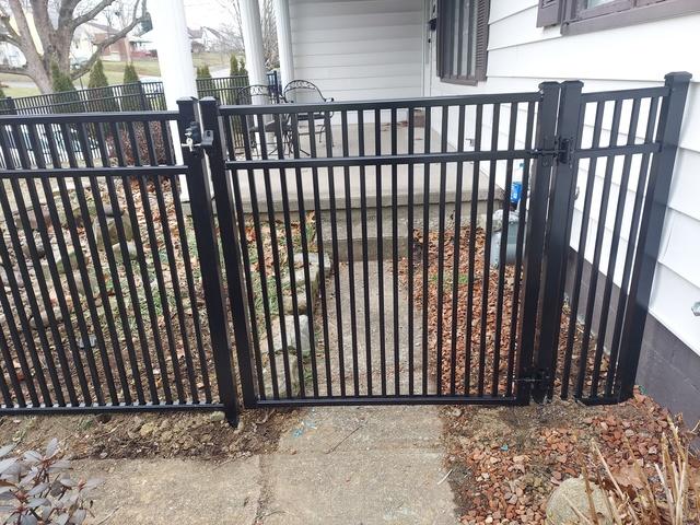 4' Classic Black Commercial Grade, Flush Bottom, Double Picket Aluminum Fence