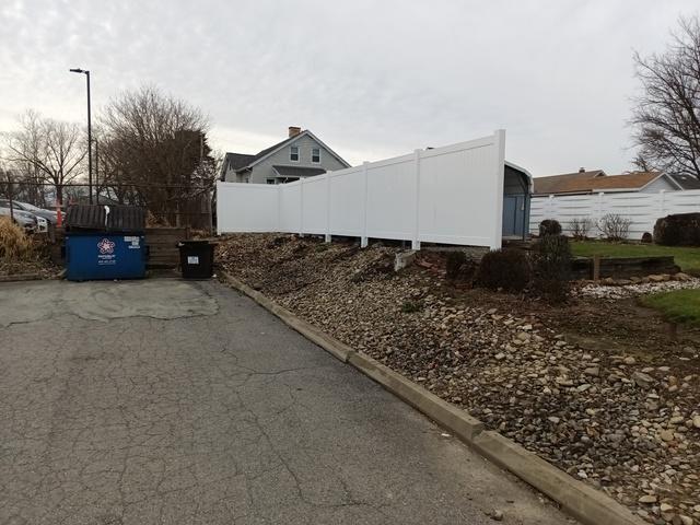 6'  White Acadia Privacy Vinyl Fence