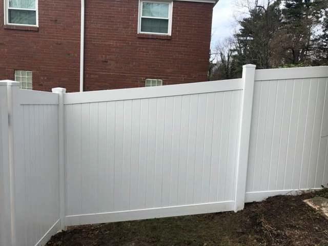 6' White Acadia Privacy Vinyl Fence (2) 4' gates