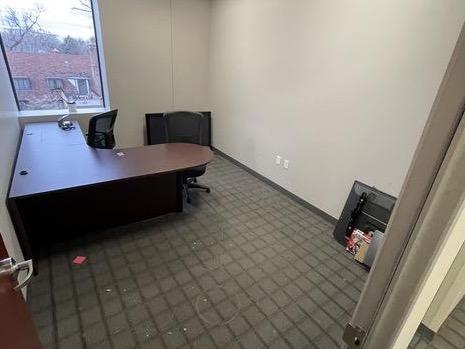 <p>Furniture Removal Services</p>