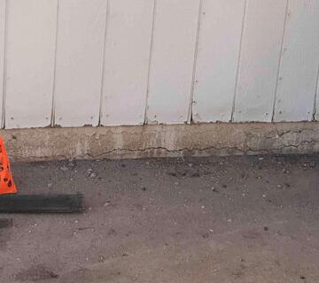 Horizontal Concrete Cracks in Stem Wall