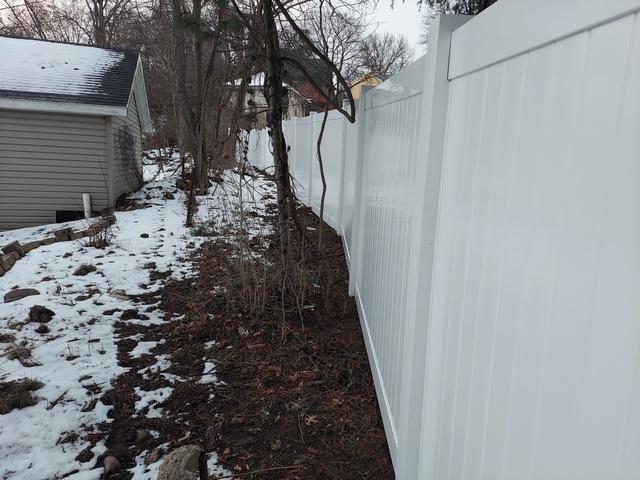 6' White Acadia Privacy Vinyl Fence