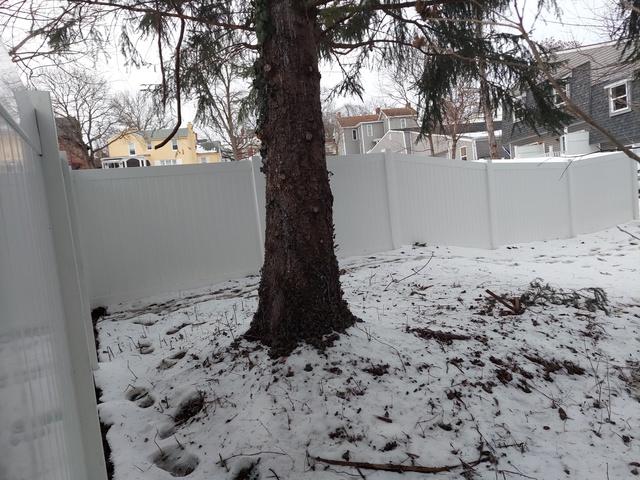 6' White Acadia Privacy Vinyl Fence