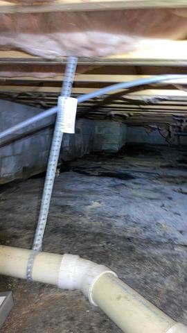 Crawl Space Wall Water Seepage