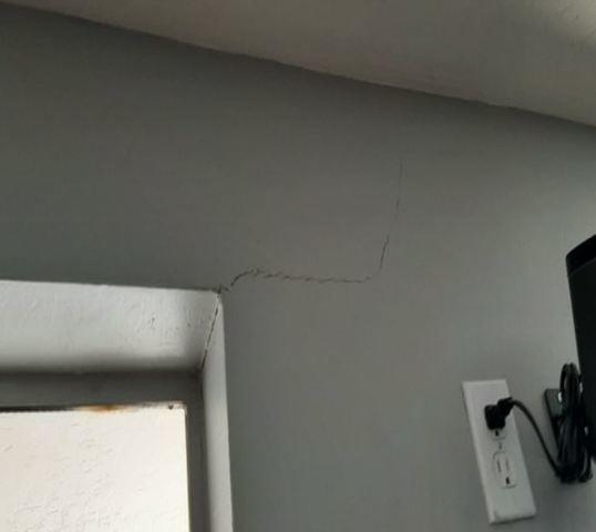 Interior Wall Cracks