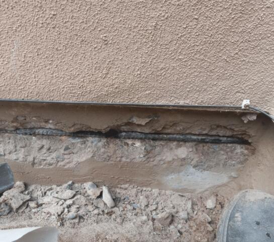 Concrete Stem Wall Repair Method: Removing Damaged Parts & Exposing Stem Wall Components