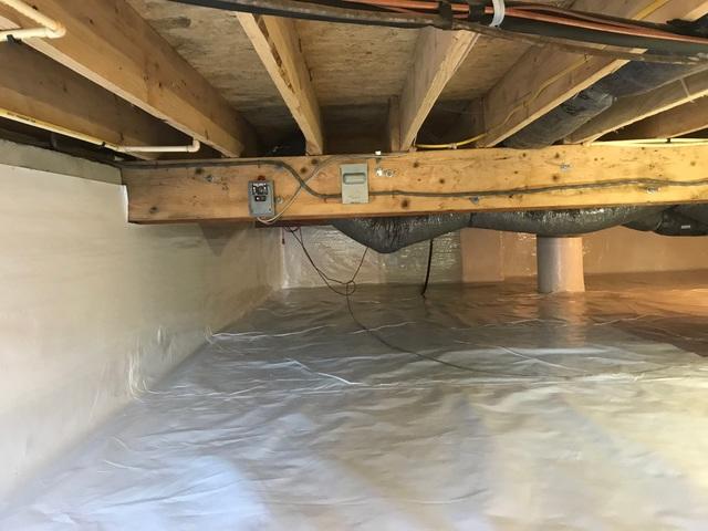 Wrapped Crawl Space walls in Clayton, DE