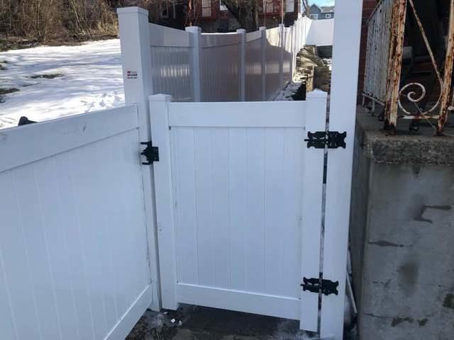 6' and 4' Acadia Privacy White Vinyl Fence - (1) 3' gate