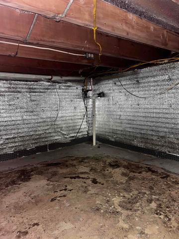 Dirty Crawl Space Before