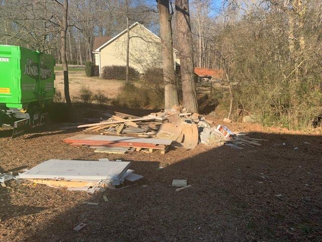 The Junkluggers of Atlanta Metro East customer needed a bunch of construction debris removed. We haul away junk with ease! Our customer was delighted with our service.