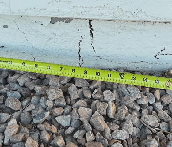 Symptoms of Corrosion in Stem Wall: Vertical Concrete Cracks