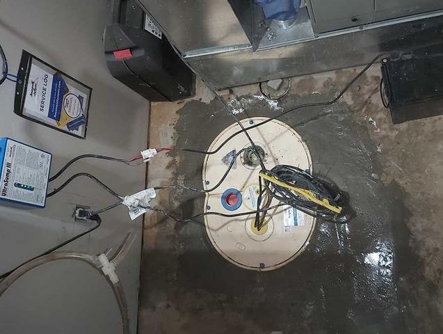 <p class="MsoNormal"><span style="font-size: 12.0pt; line-height: 115%; font-family: 'Arial','sans-serif';">Our sump pump systems are designed to take up as little space as possible in the basements</span></p>