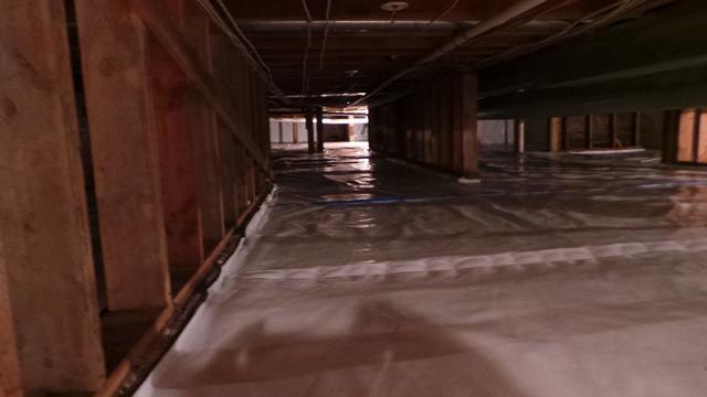 <p>Here you see the size of the crawlspace that has been conditioned with Cleanspace.</p>