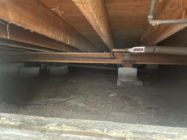 Crawl Space Before