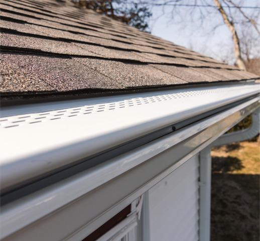 <p>The Gutter Shutter system fully protects your gutters throughout the entire year. You'll never worry about clogged gutters again!</p>